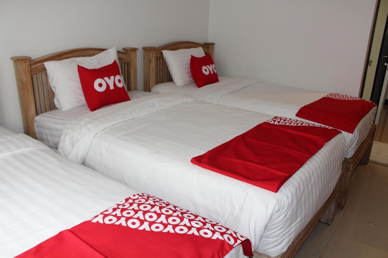 Oyo 75409 Premium The Family Hotel Chiang Mai Esterno foto