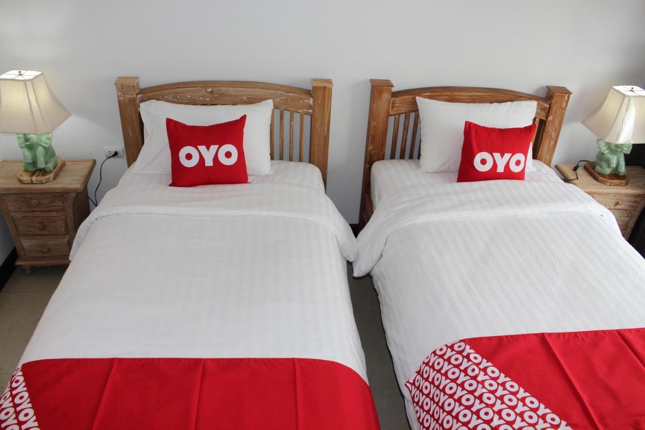 Oyo 75409 Premium The Family Hotel Chiang Mai Esterno foto